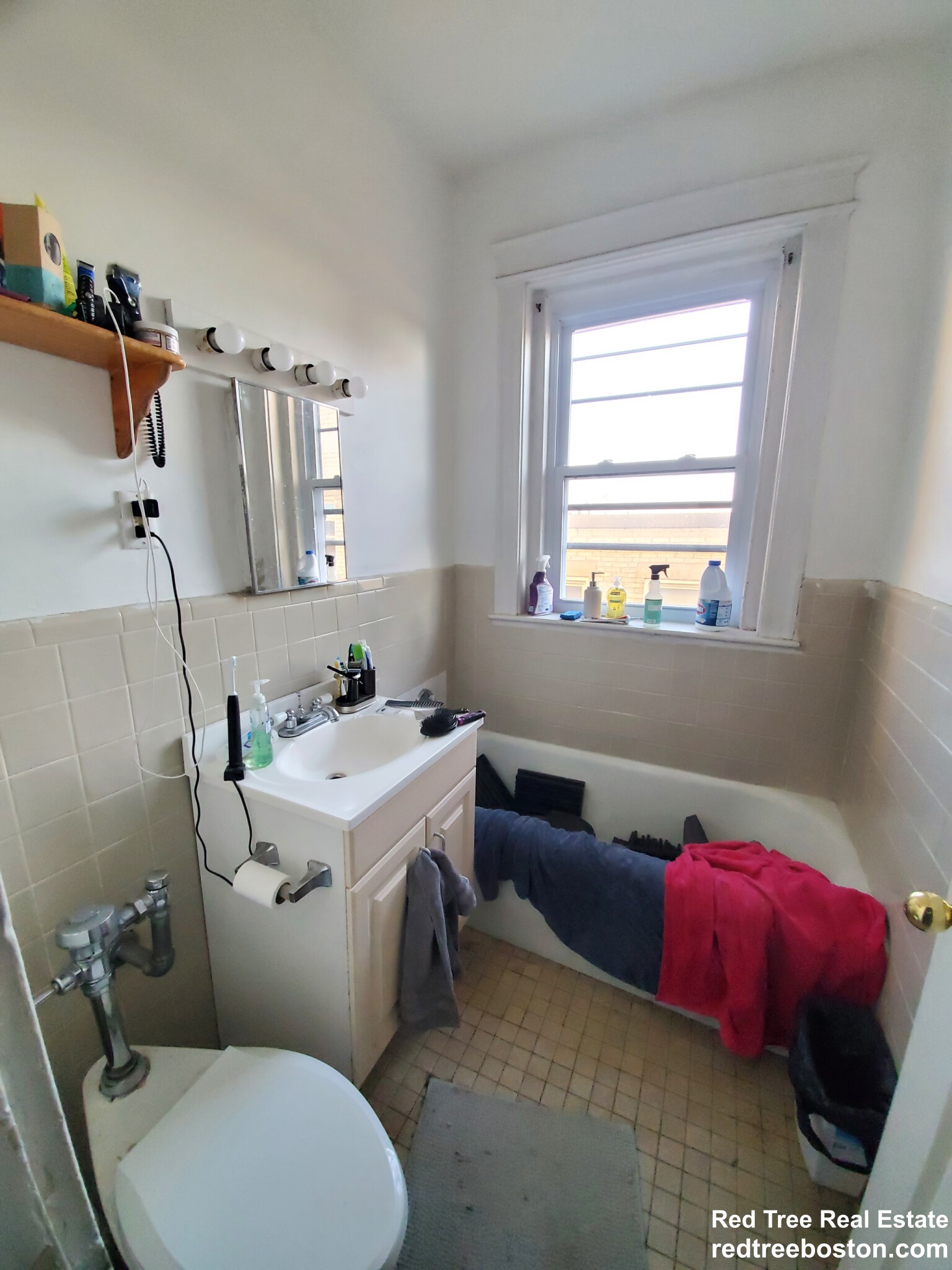 1661 Commonwealth Ave, Brighton