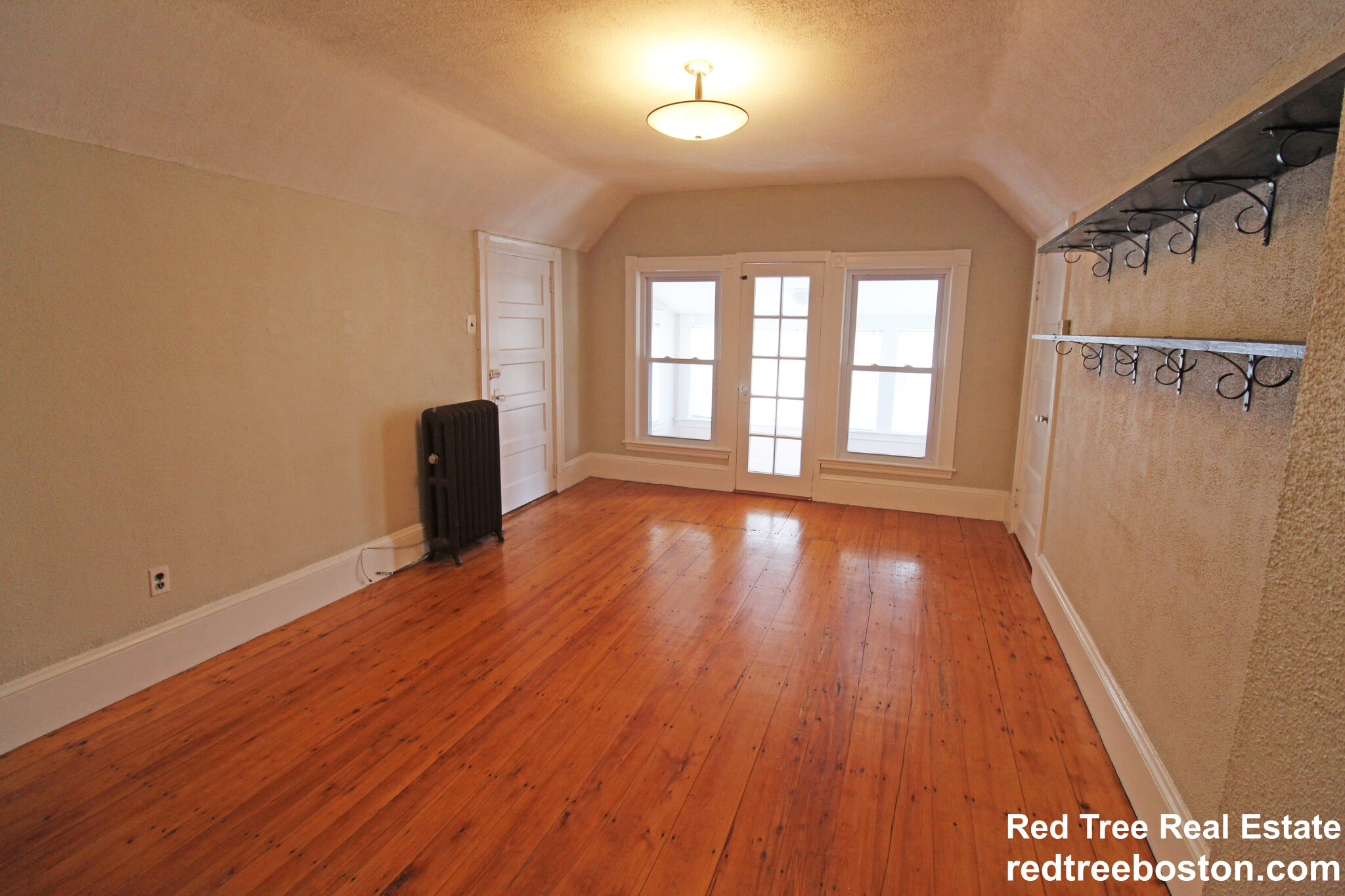 20 Liberty Ave, Medford