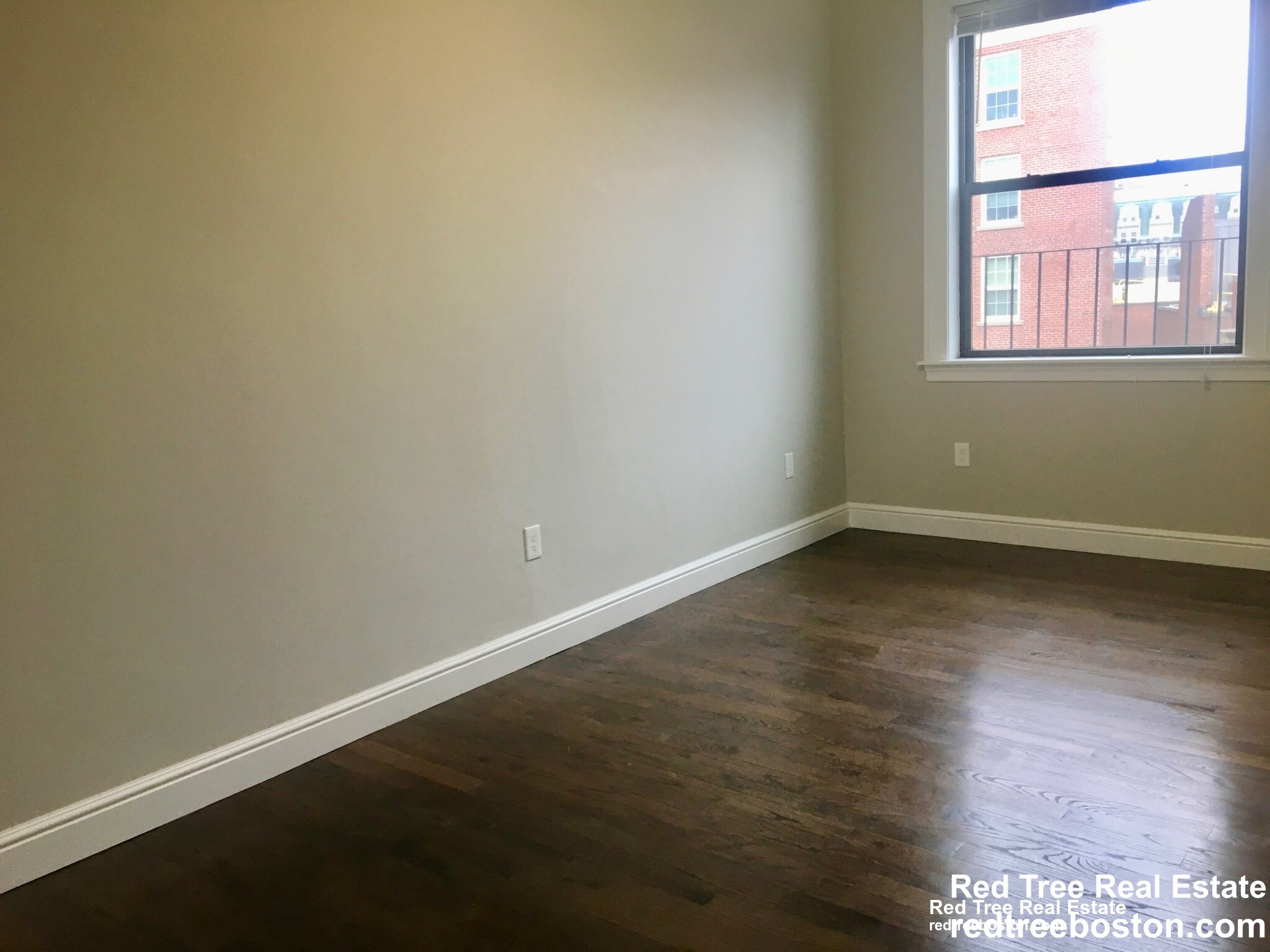 47 Bay State Rd, Fenway