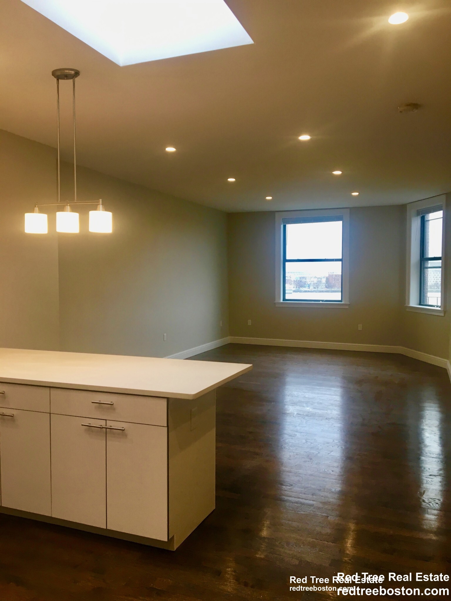 47 Bay State Rd, Fenway