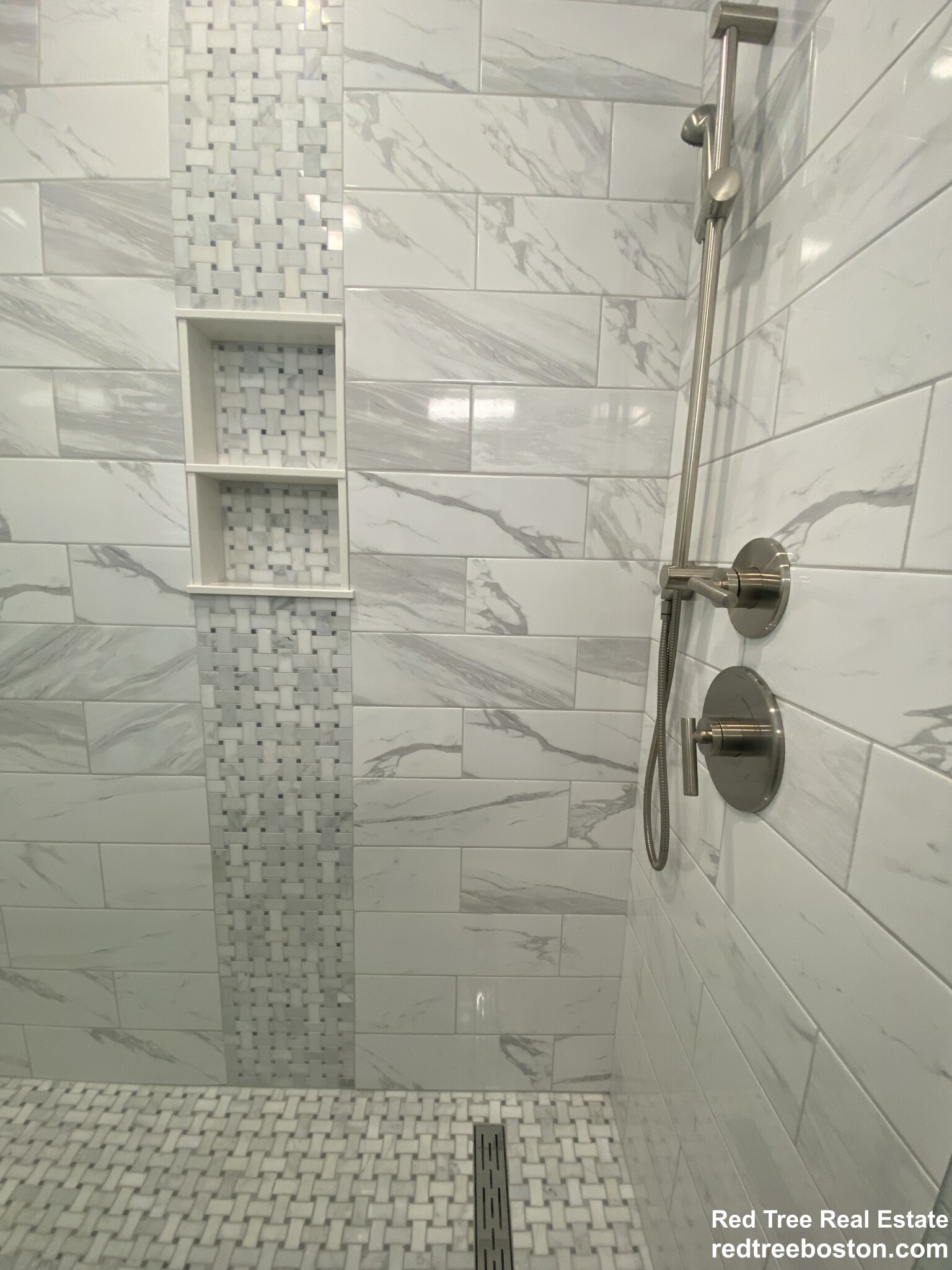 23 Brooks St, East Boston