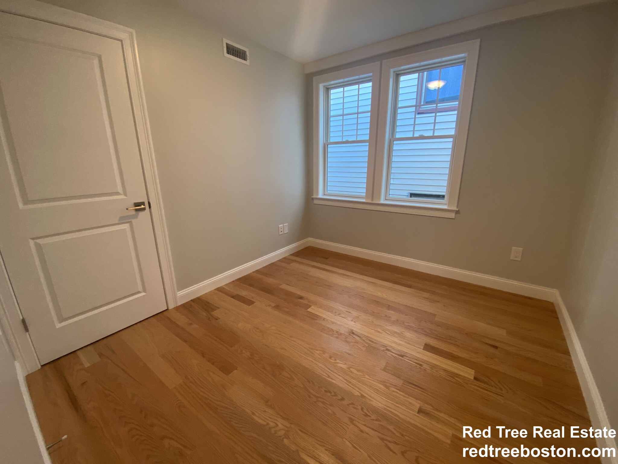 23 Brooks St, East Boston