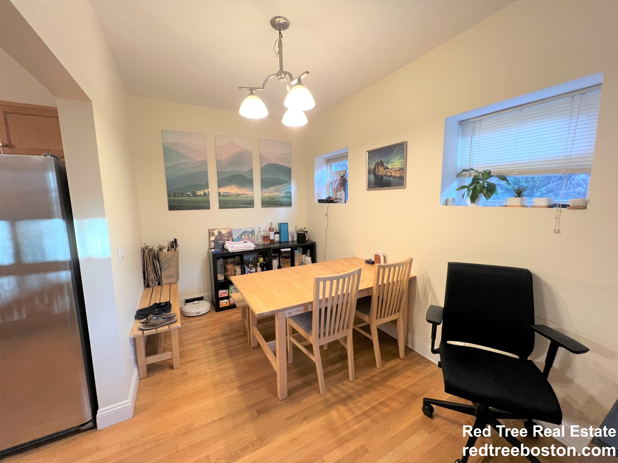 17 Sheridan St, Jamaica Plain