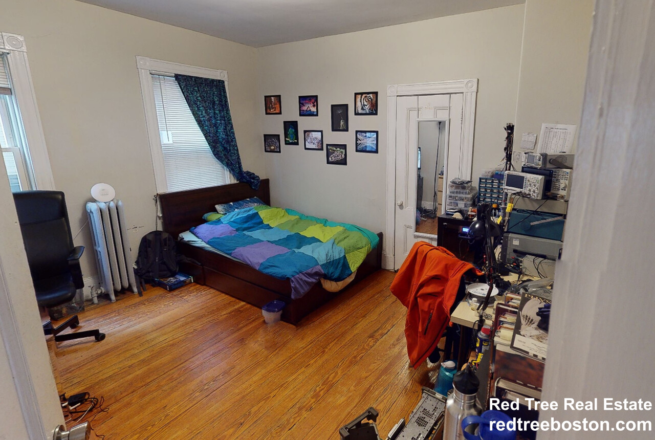 5 Durham St, Somerville