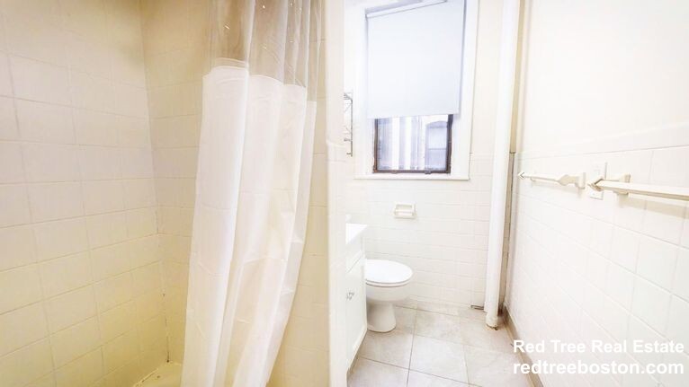 1133 Commonwealth Ave, Allston