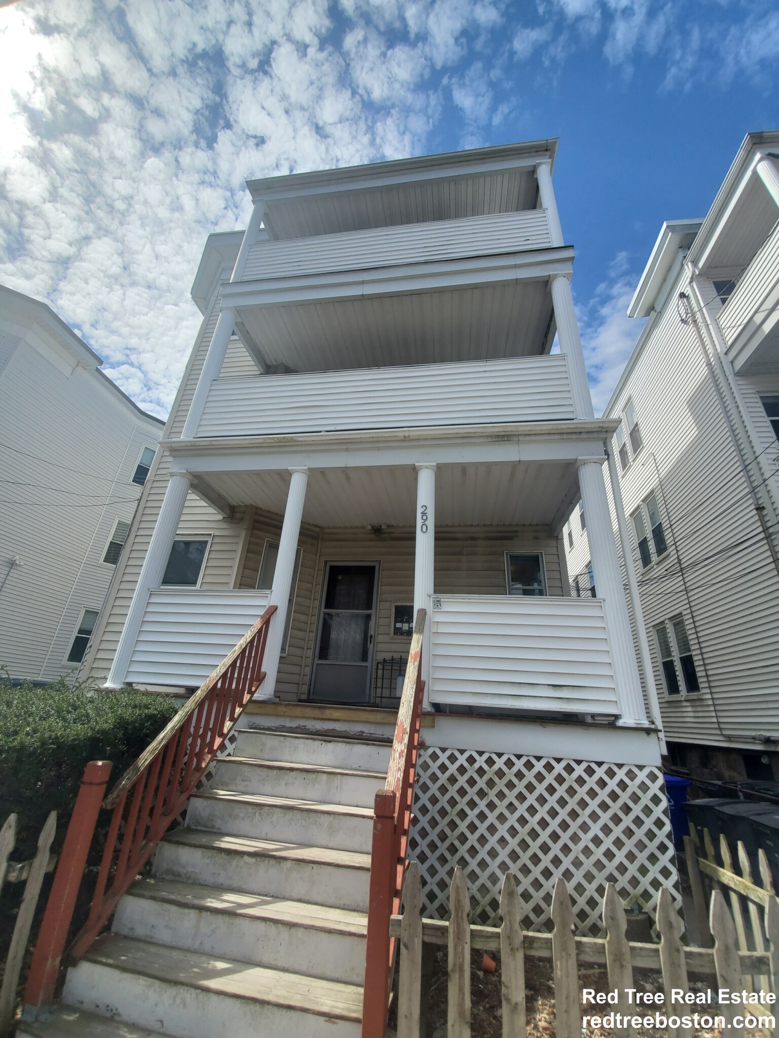 290 Summit Ave, Brighton