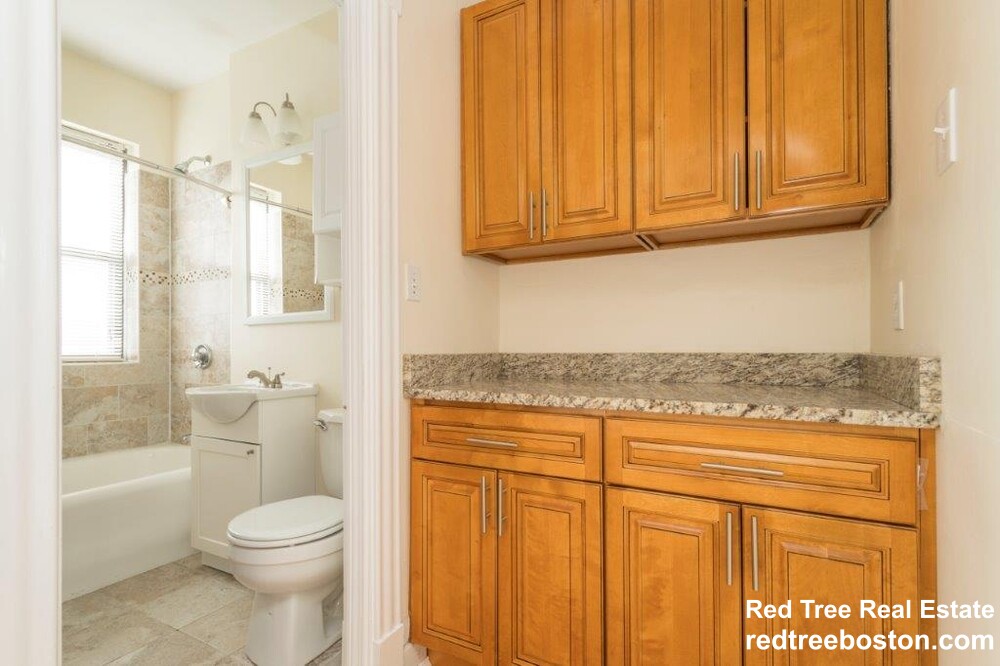 123 Highland Ave, Winter Hill