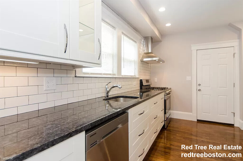 700 Belmont St, Watertown