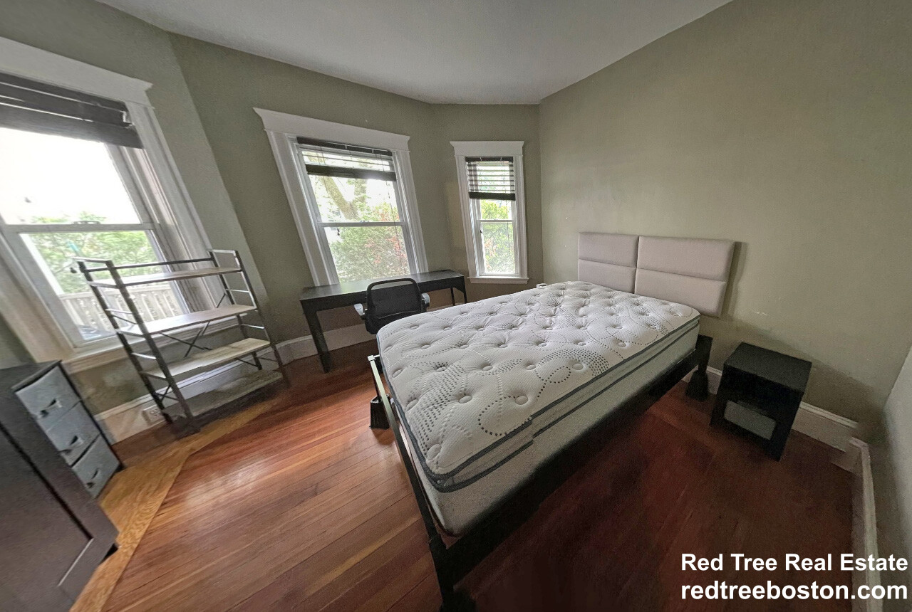 86 Bromfield Rd, Ball Square