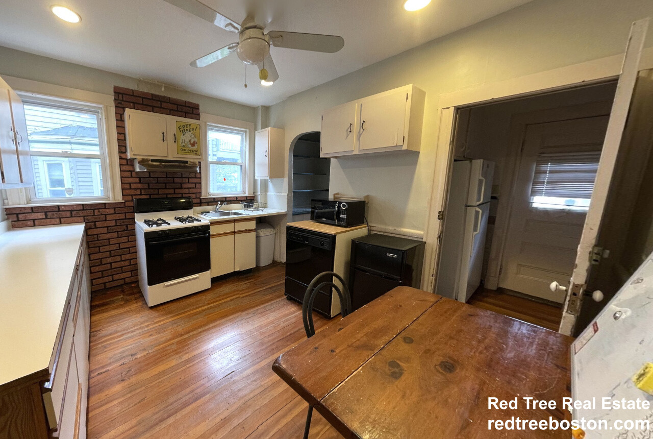 86 Bromfield Rd, Ball Square