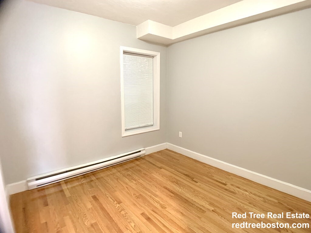 754 Huntington Ave, Mission Hill