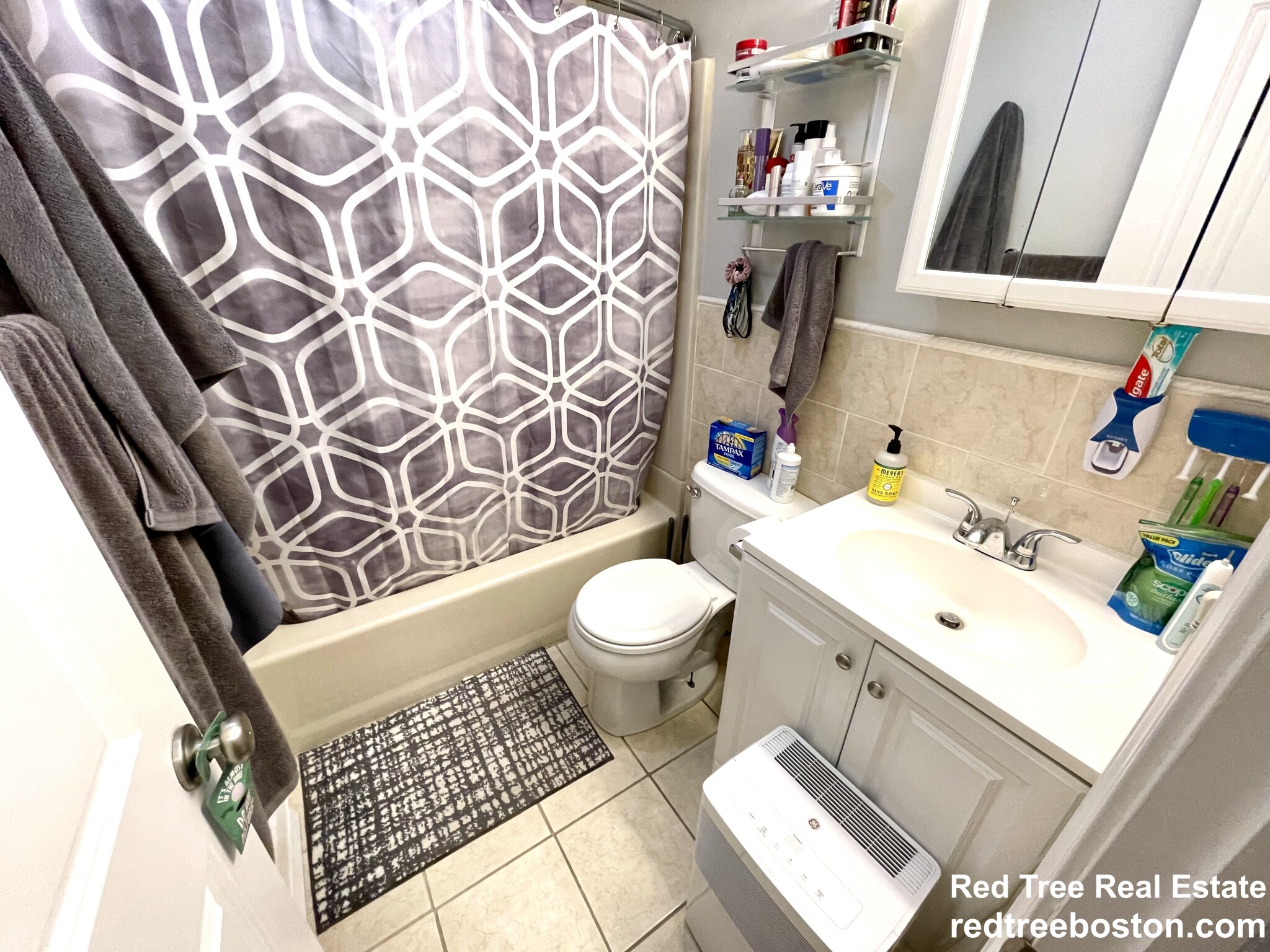 754 Huntington Ave, Mission Hill