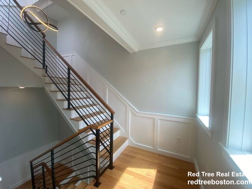 23 Brooks St, East Boston