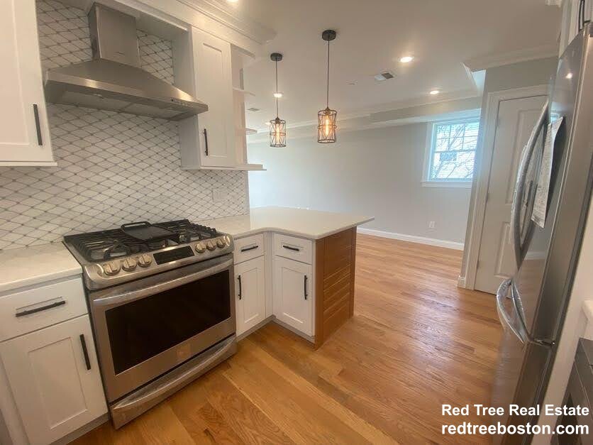 23 Brooks St, East Boston