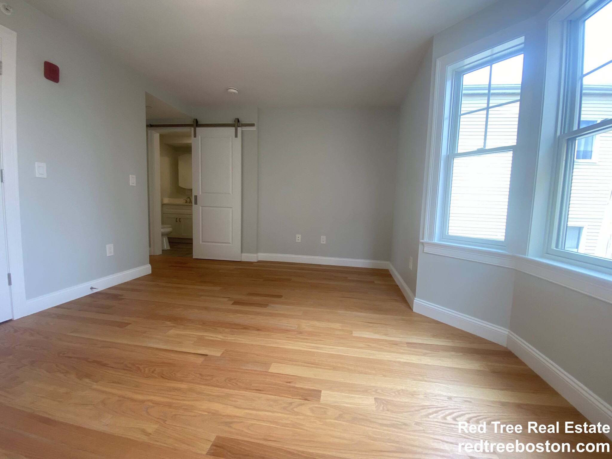 23 Brooks St, East Boston