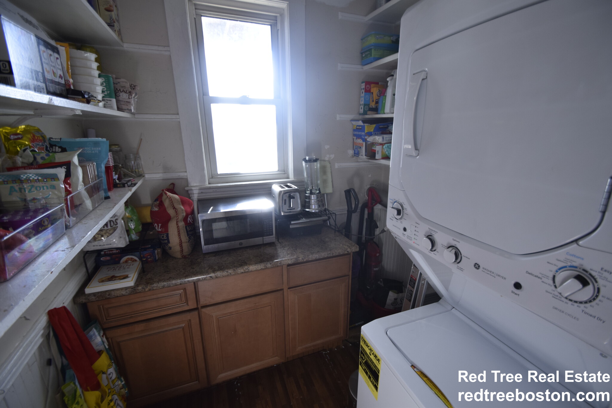 87 Gardner St, Allston