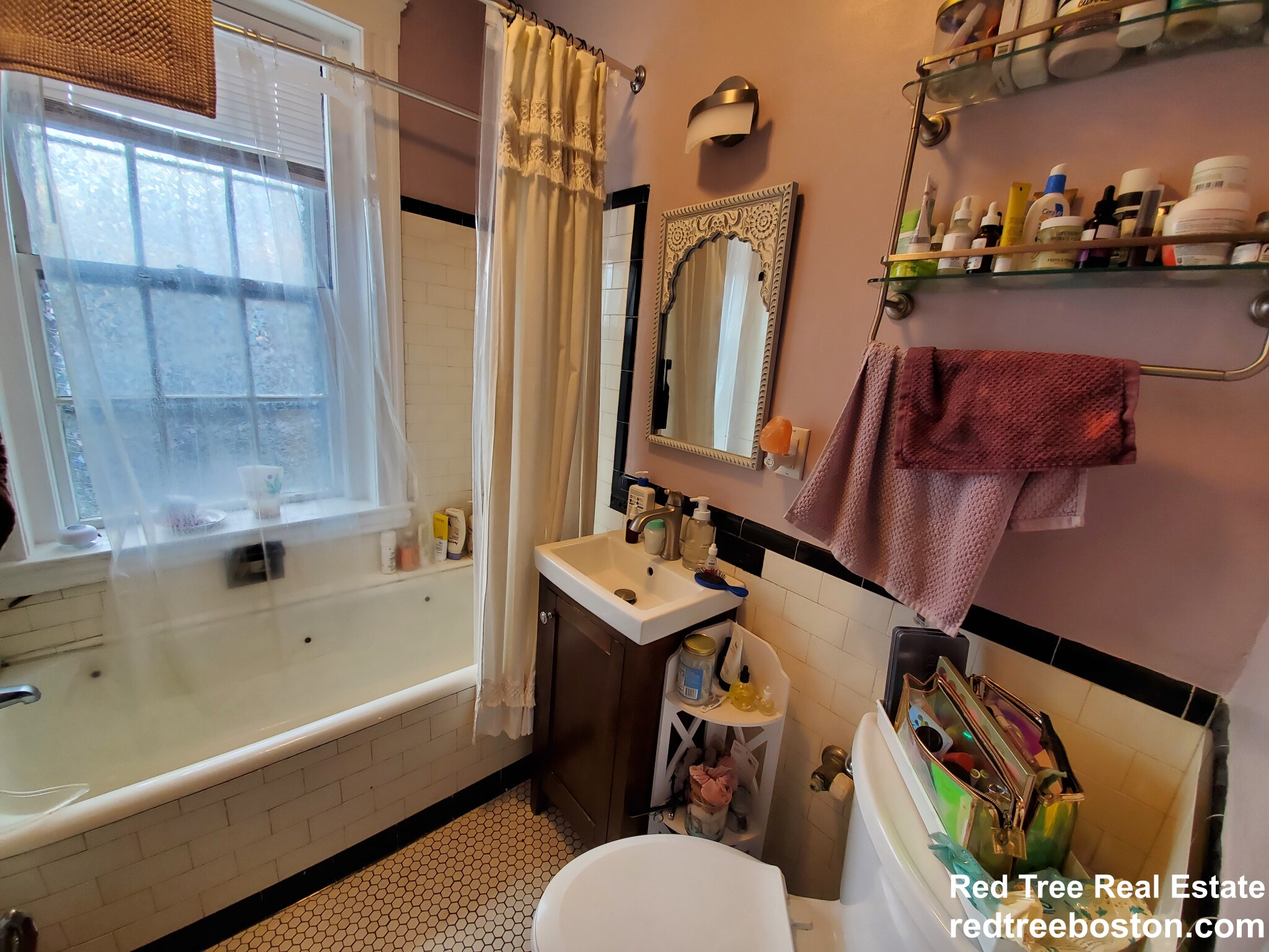 4 Washington Ave, Harvard Square