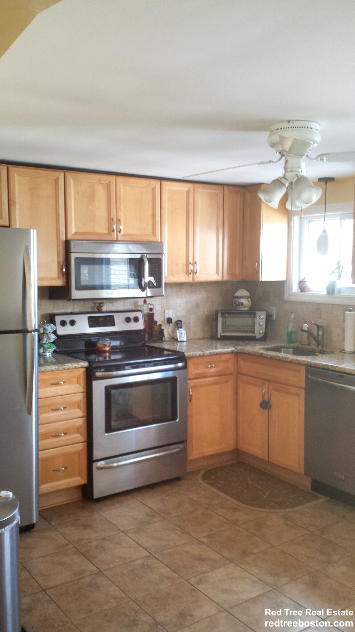 251 Auburndale Ave, Newton