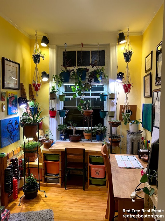 143 Longwood Ave, Longwood