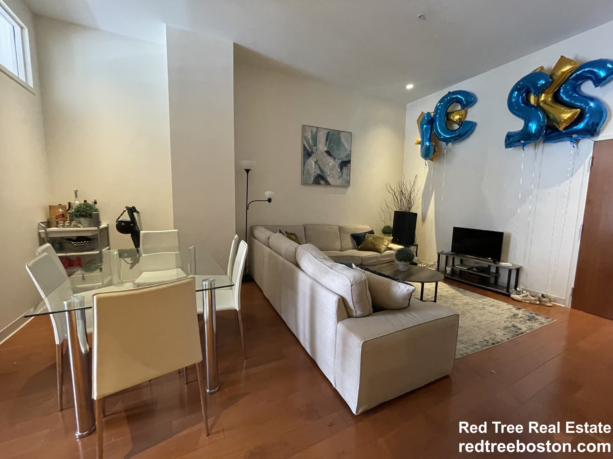 407 Washington St, Oak Square