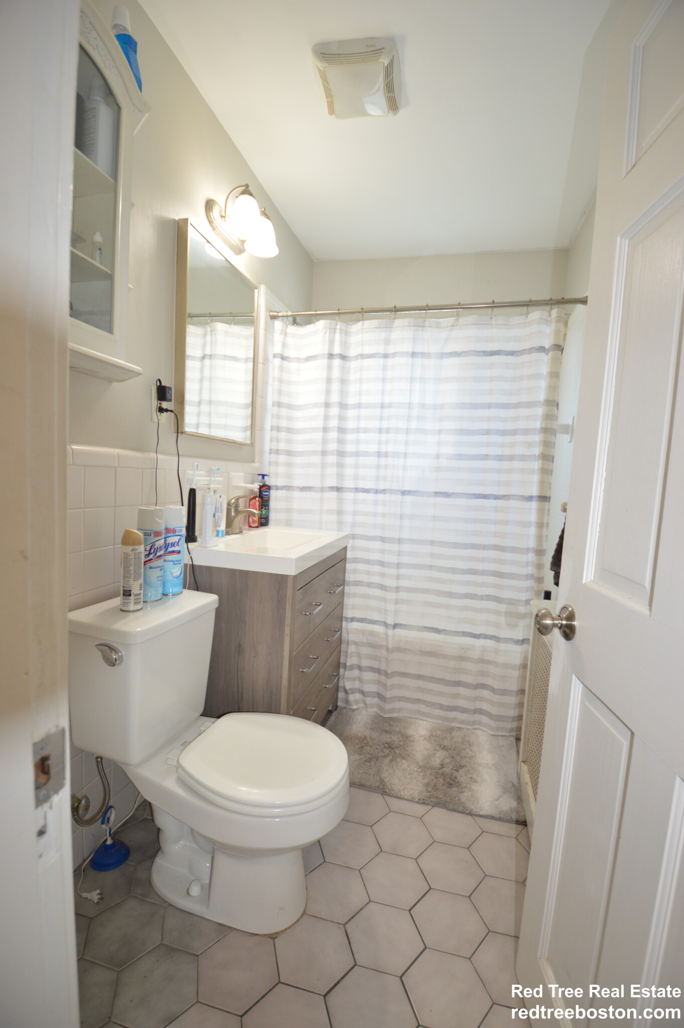 896 Fellsway, Medford