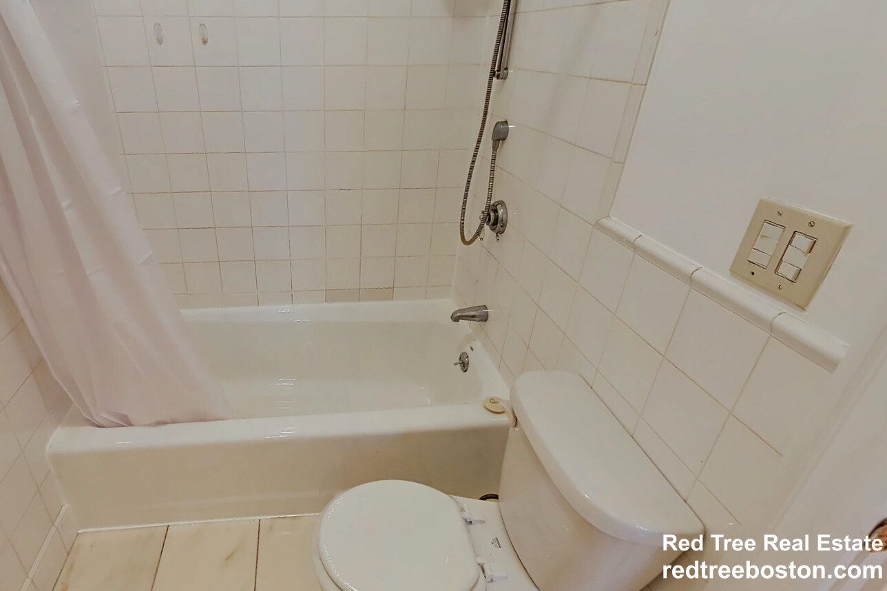 88 West Cedar St, Beacon Hill