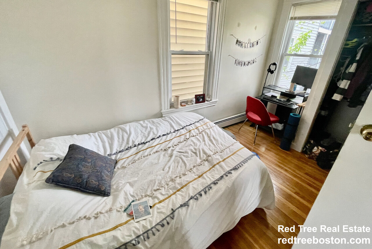 11 Houghton St, Union Square