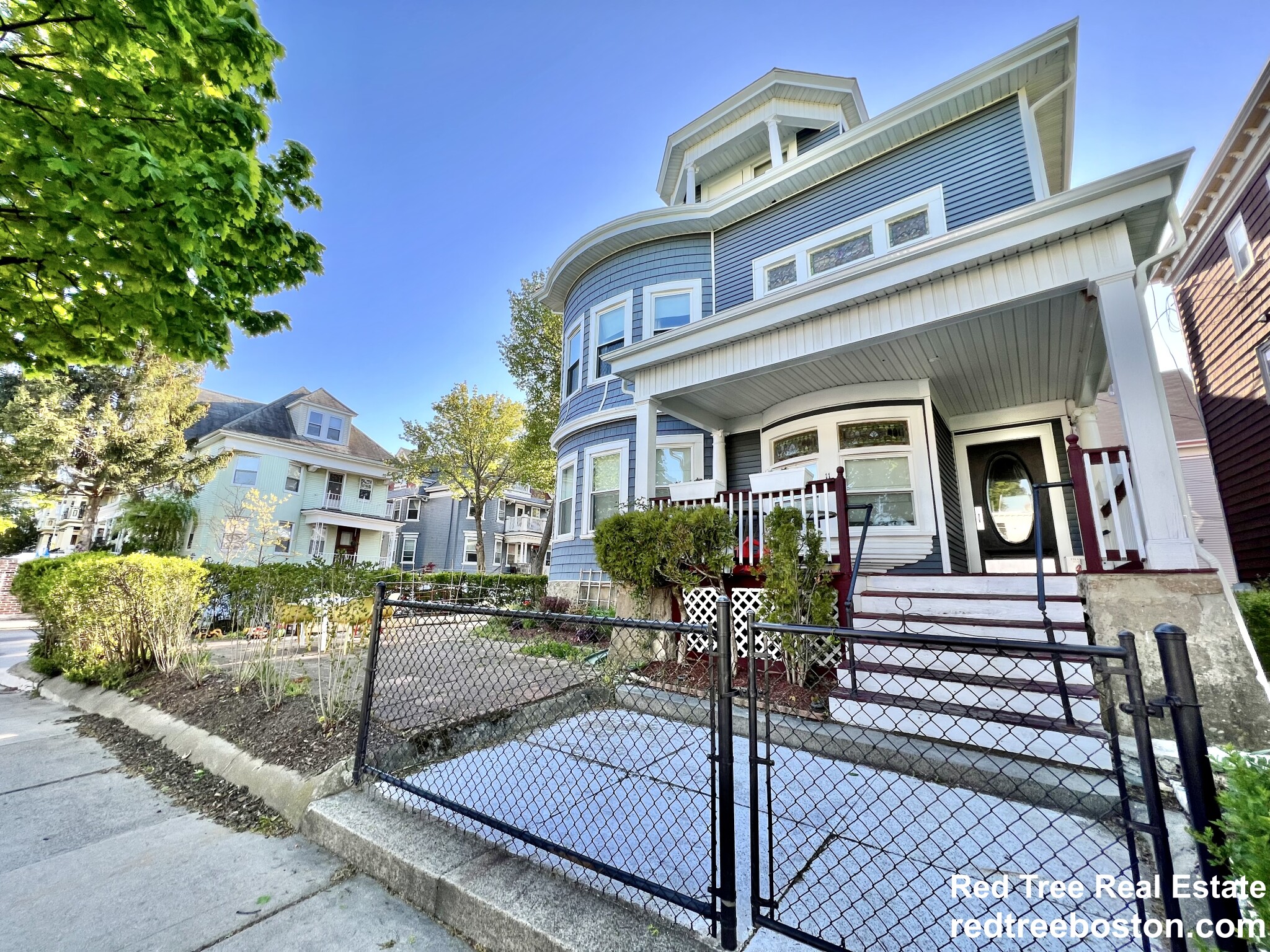 11 Pleasant St, Dorchester