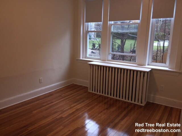 33 Lancaster Ter, Corey Hill