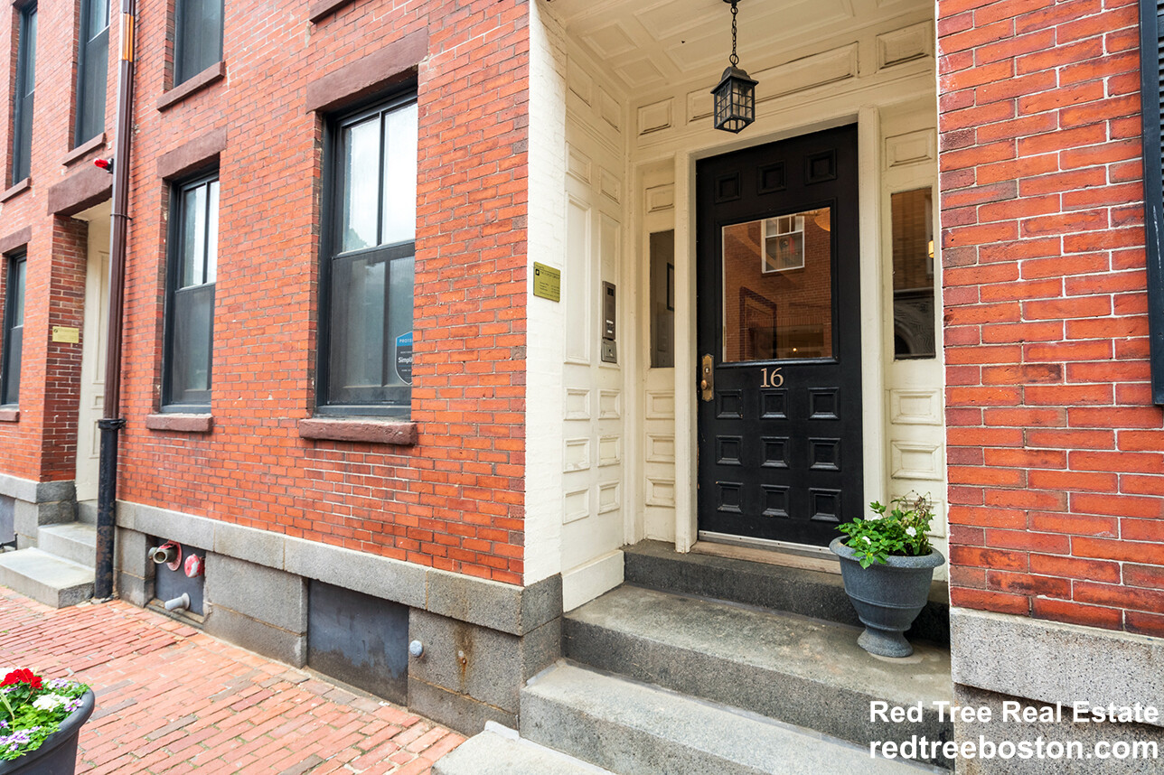 16 Temple St, Beacon Hill