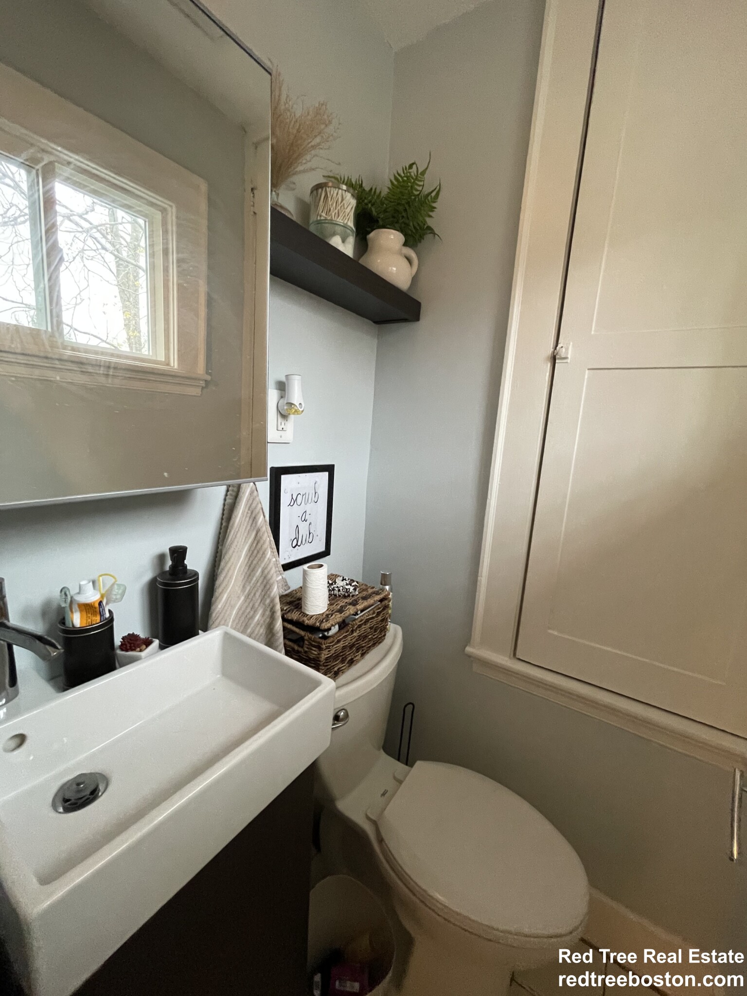 30 Harris St, Coolidge Corner