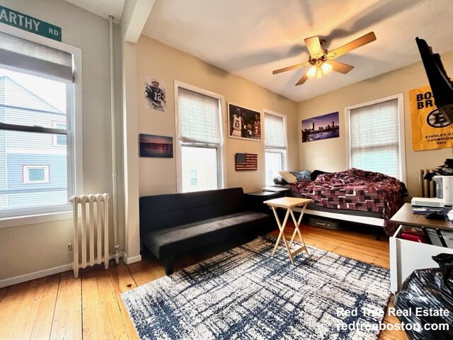 13 Knowlton St, South Boston