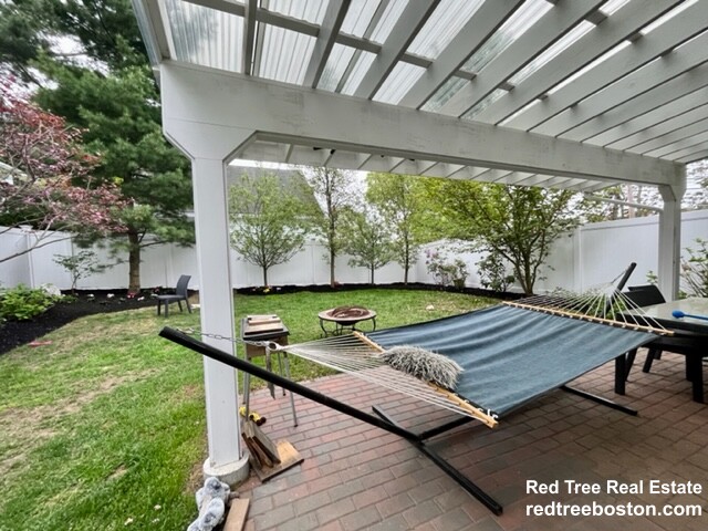 122 Columbia, Newton