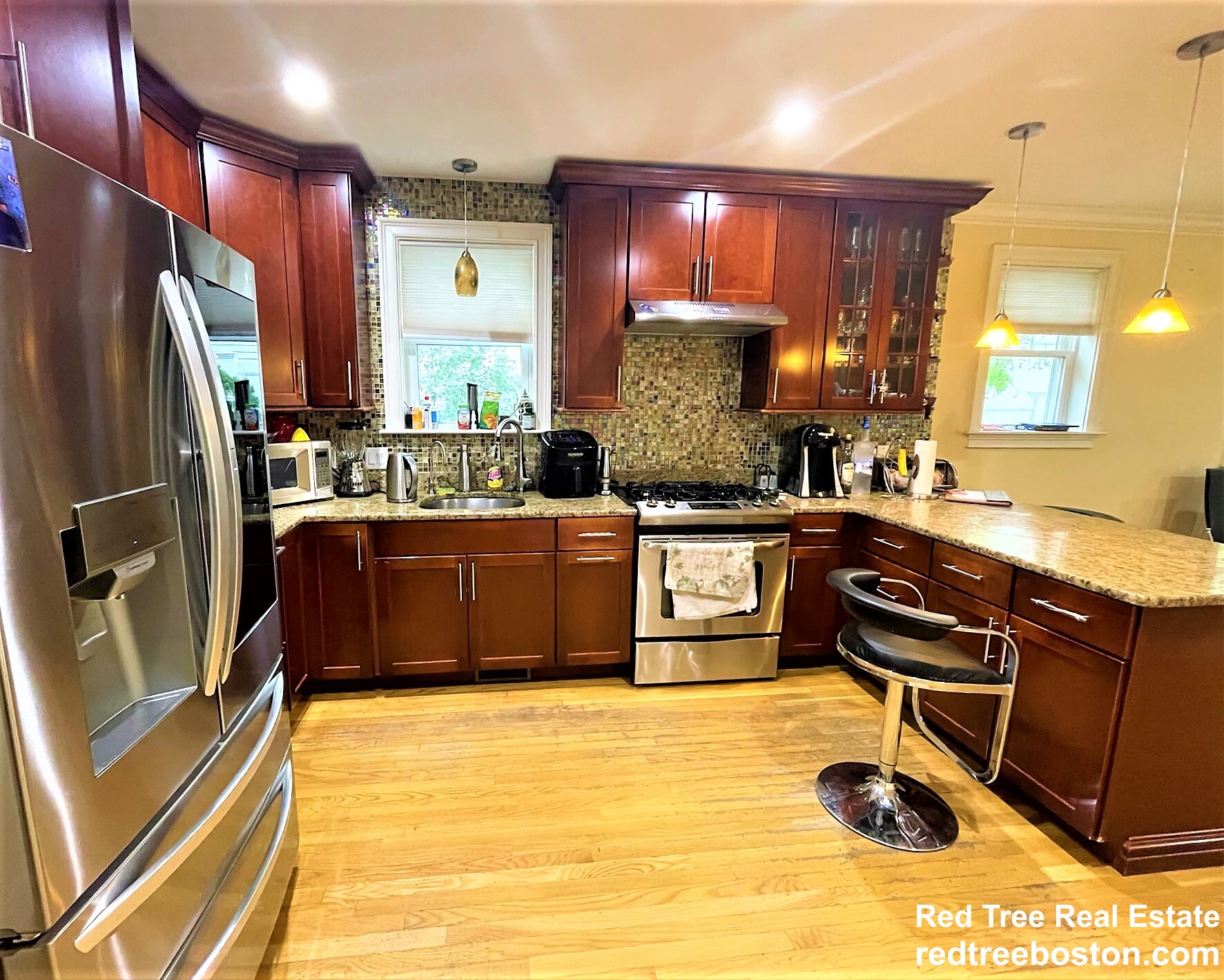 122 Columbia, Newton