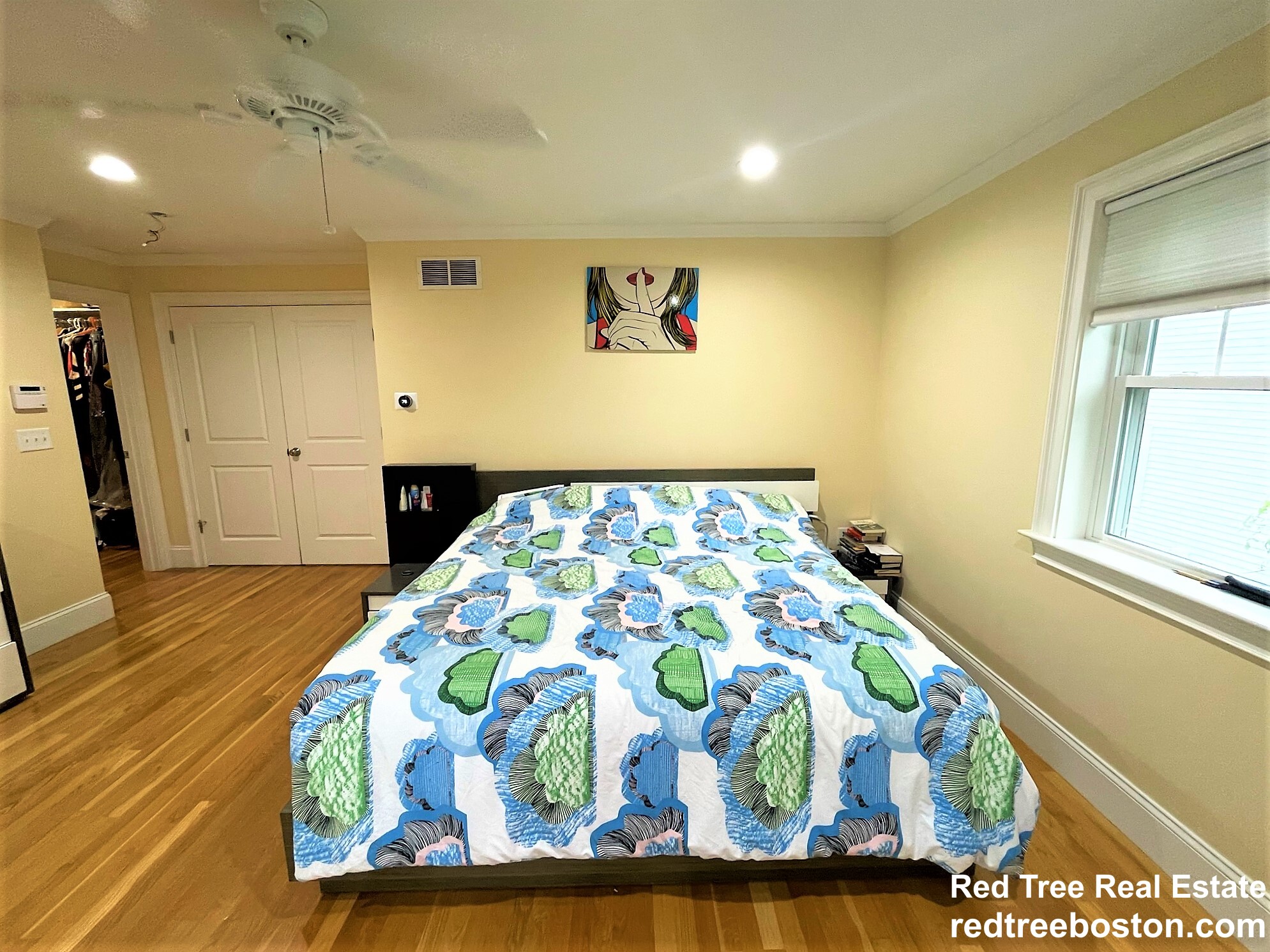 122 Columbia, Newton