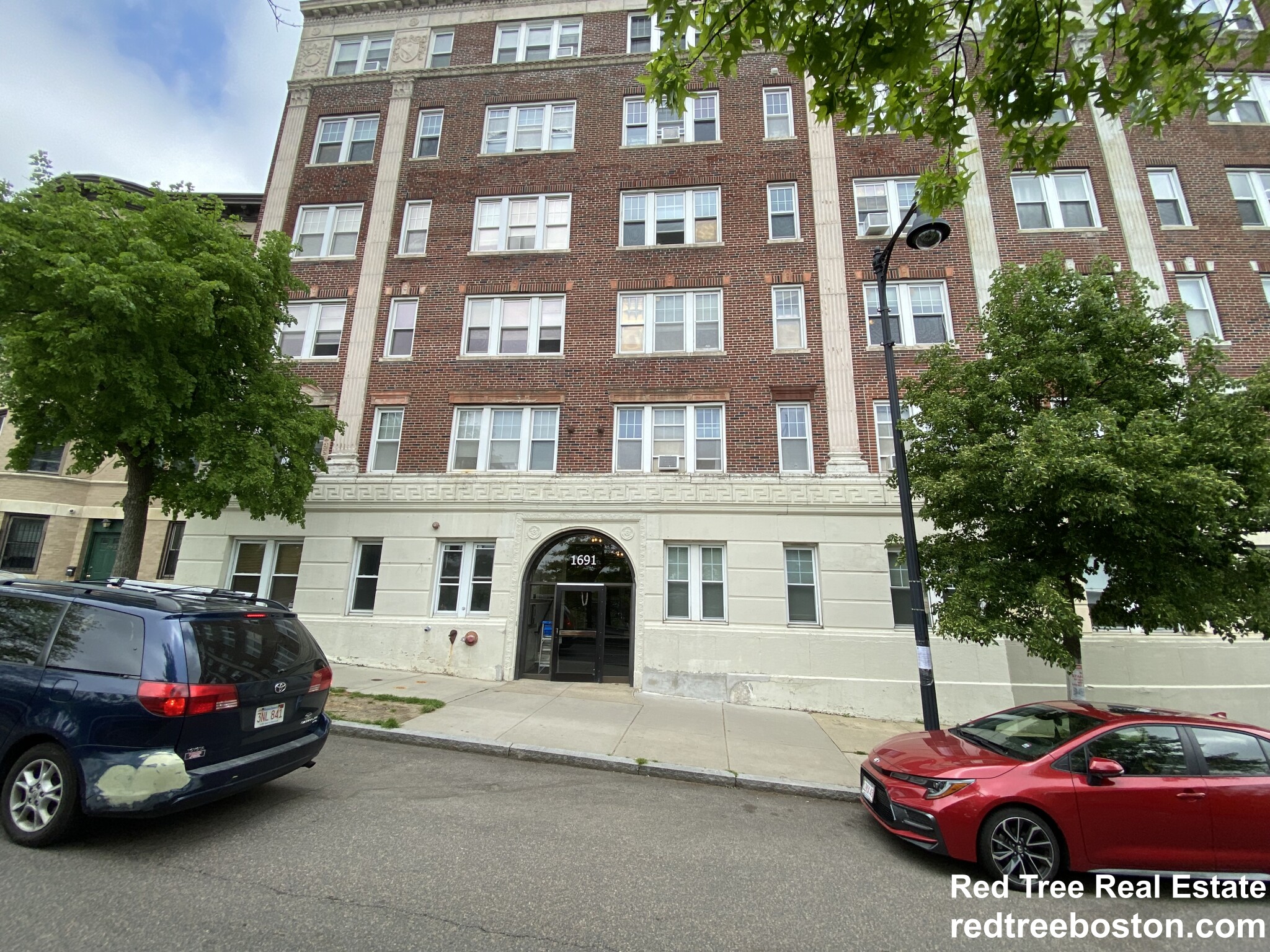 1691 Commonwealth Ave, Brighton