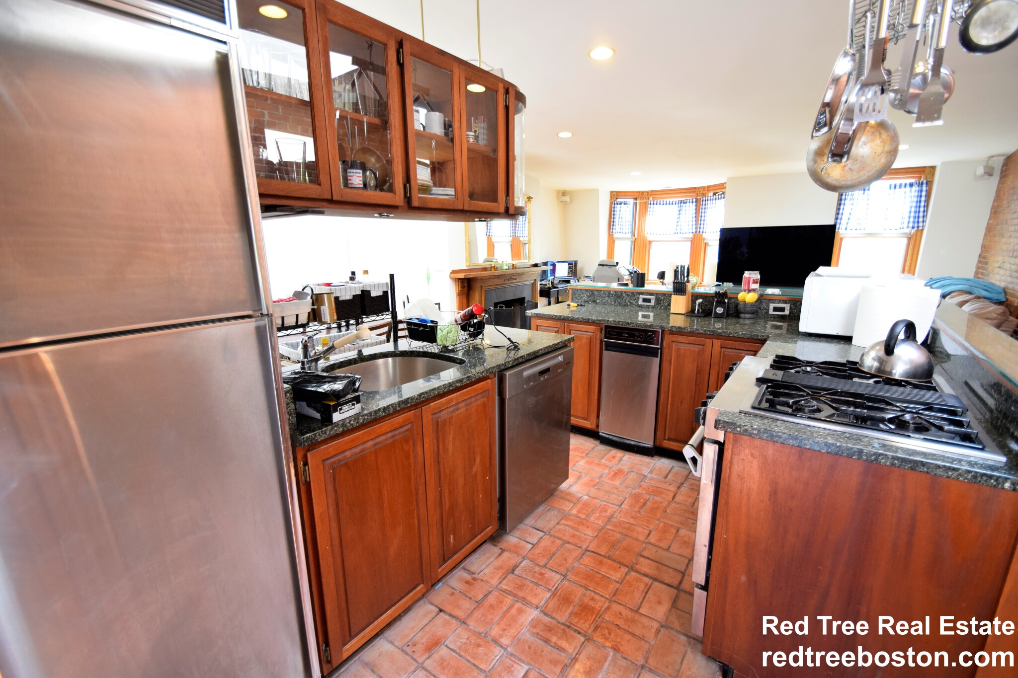 17 Holyoke St, South End