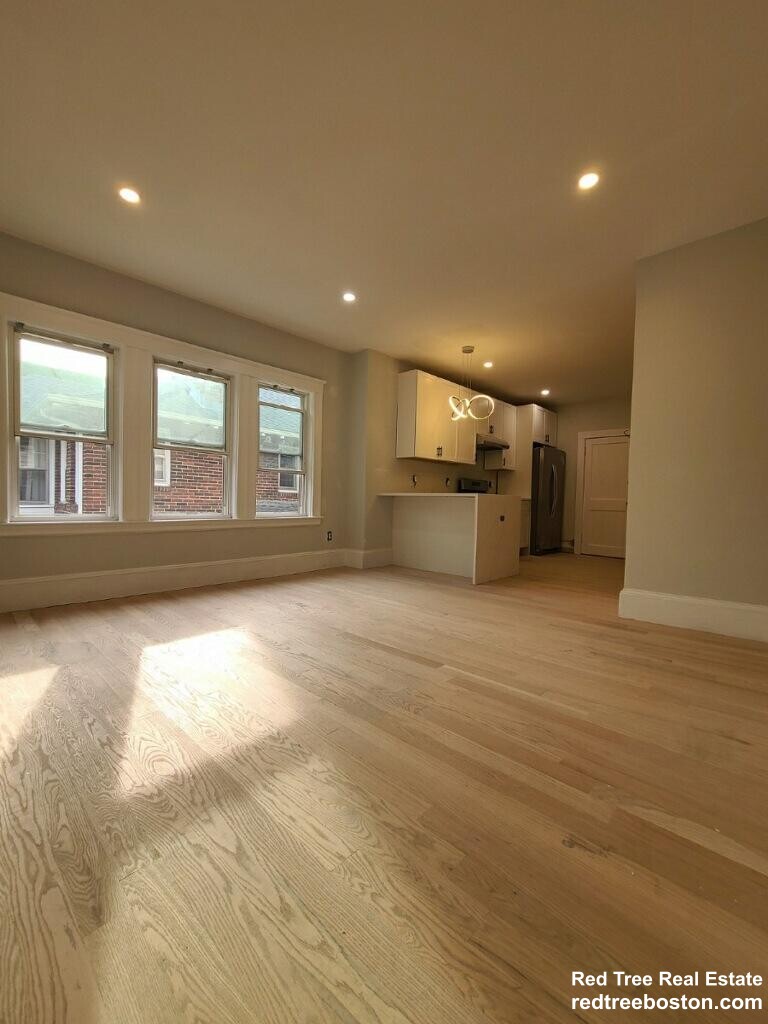 99 Kilsyth Rd, Brighton