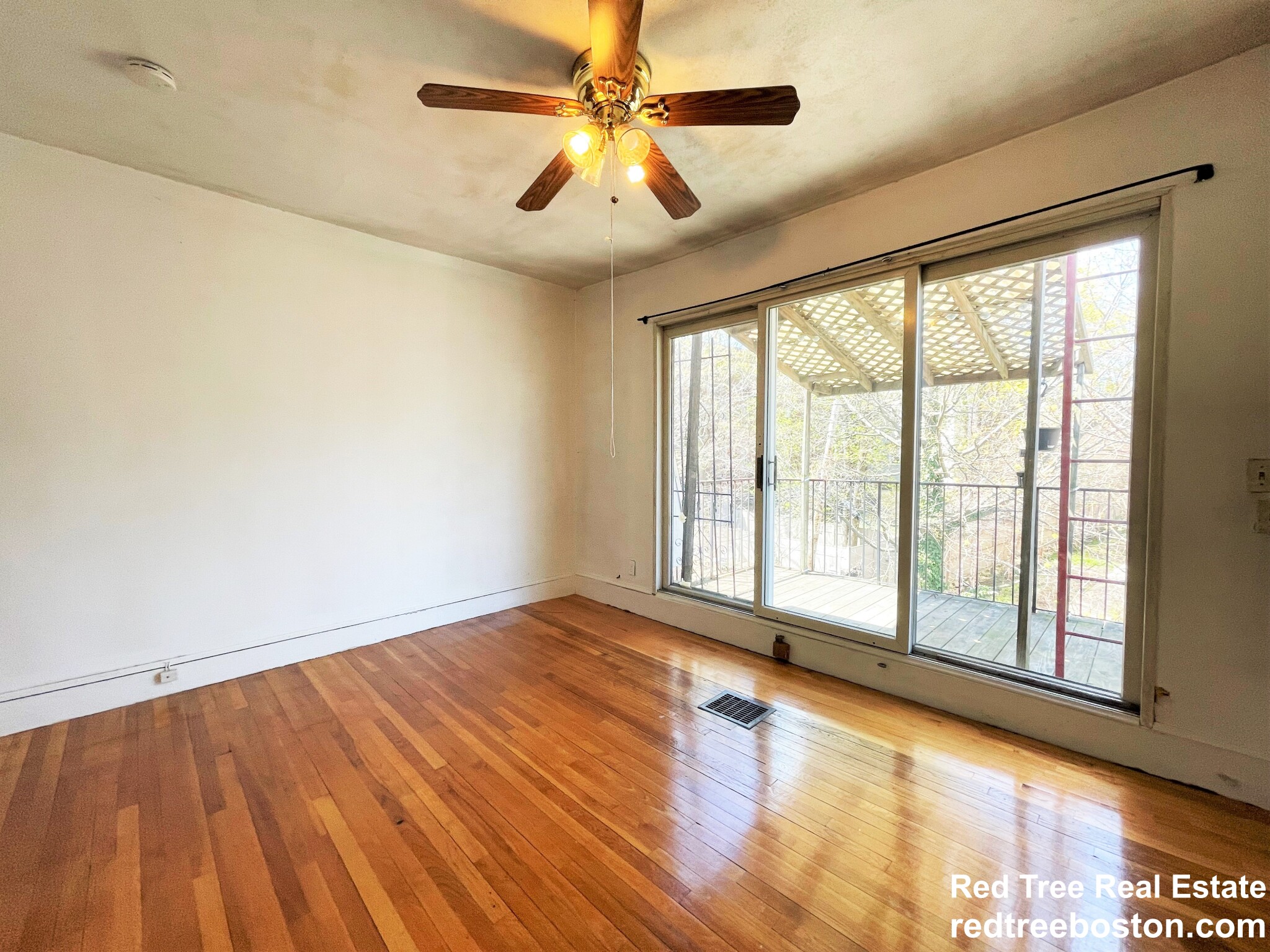 8 Sewall St, Mission Hill