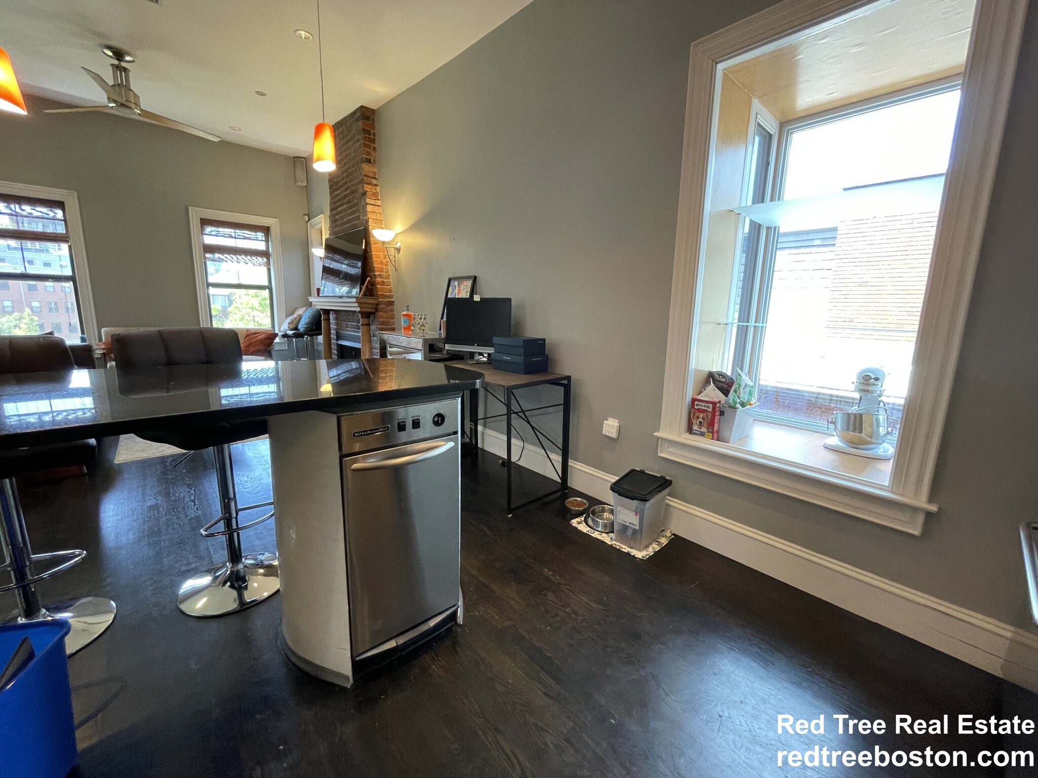 13 Worcester Sq, South End