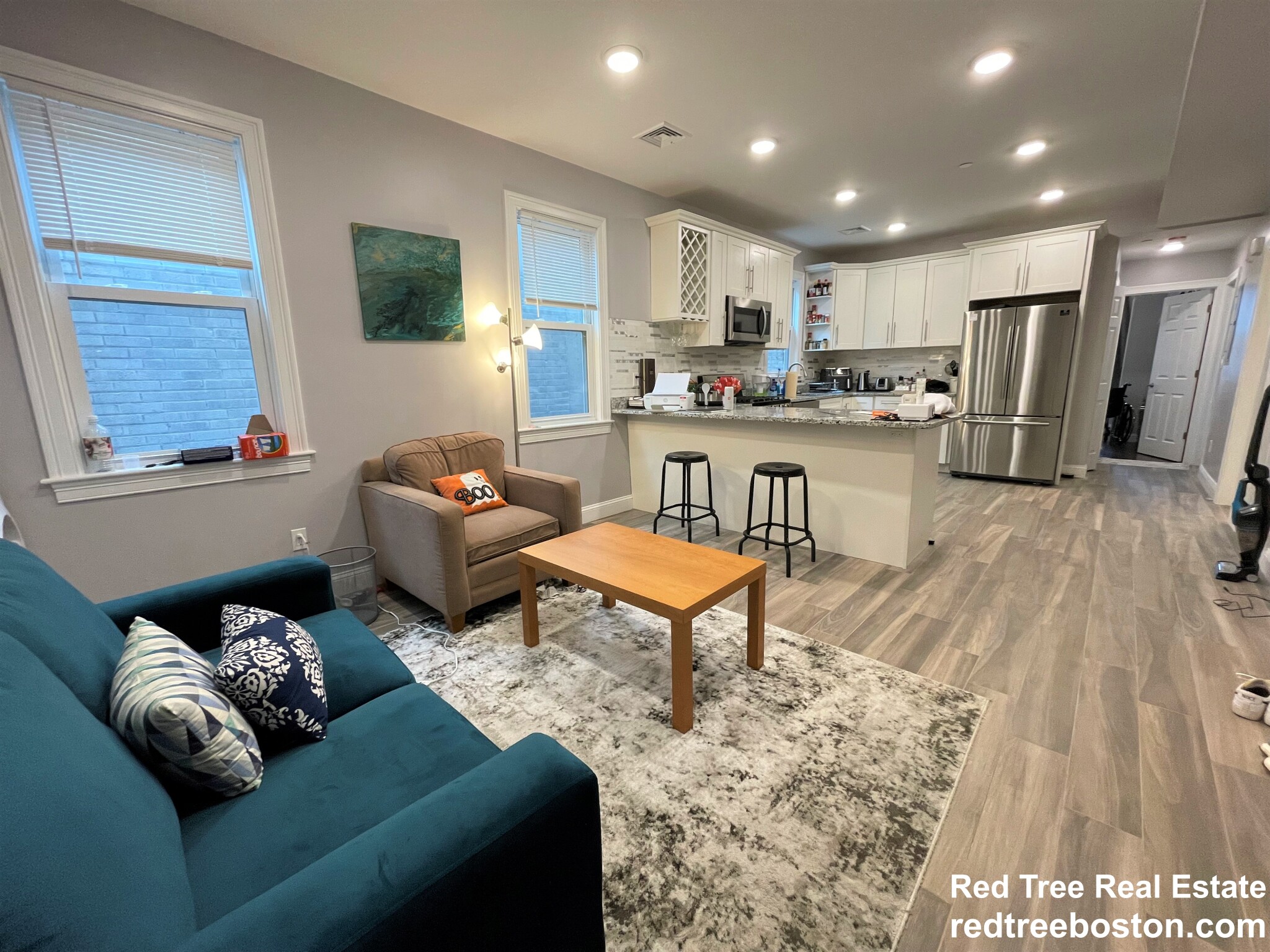 17 Harvard Tr, Allston