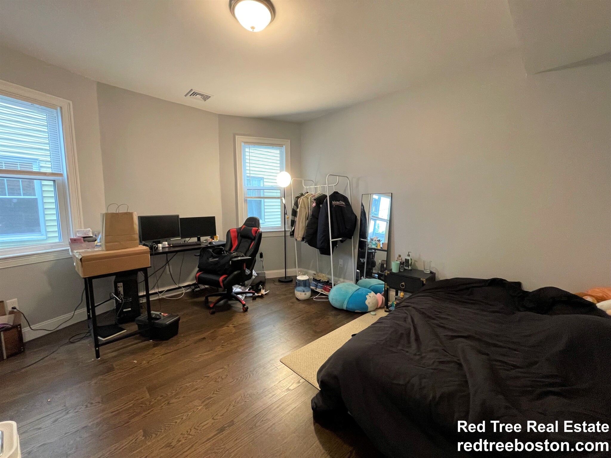 17 Harvard Tr, Allston