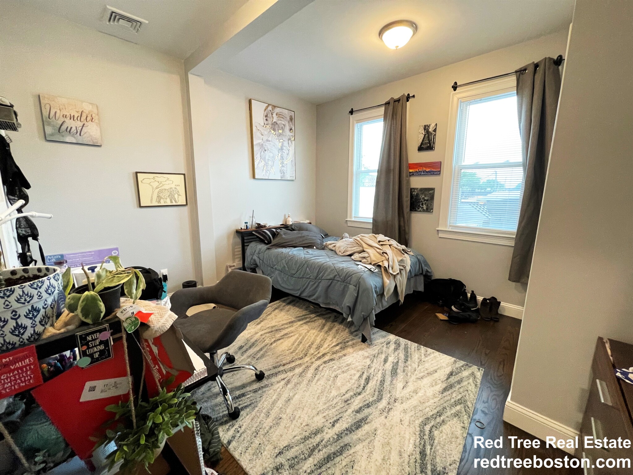17 Harvard Tr, Allston