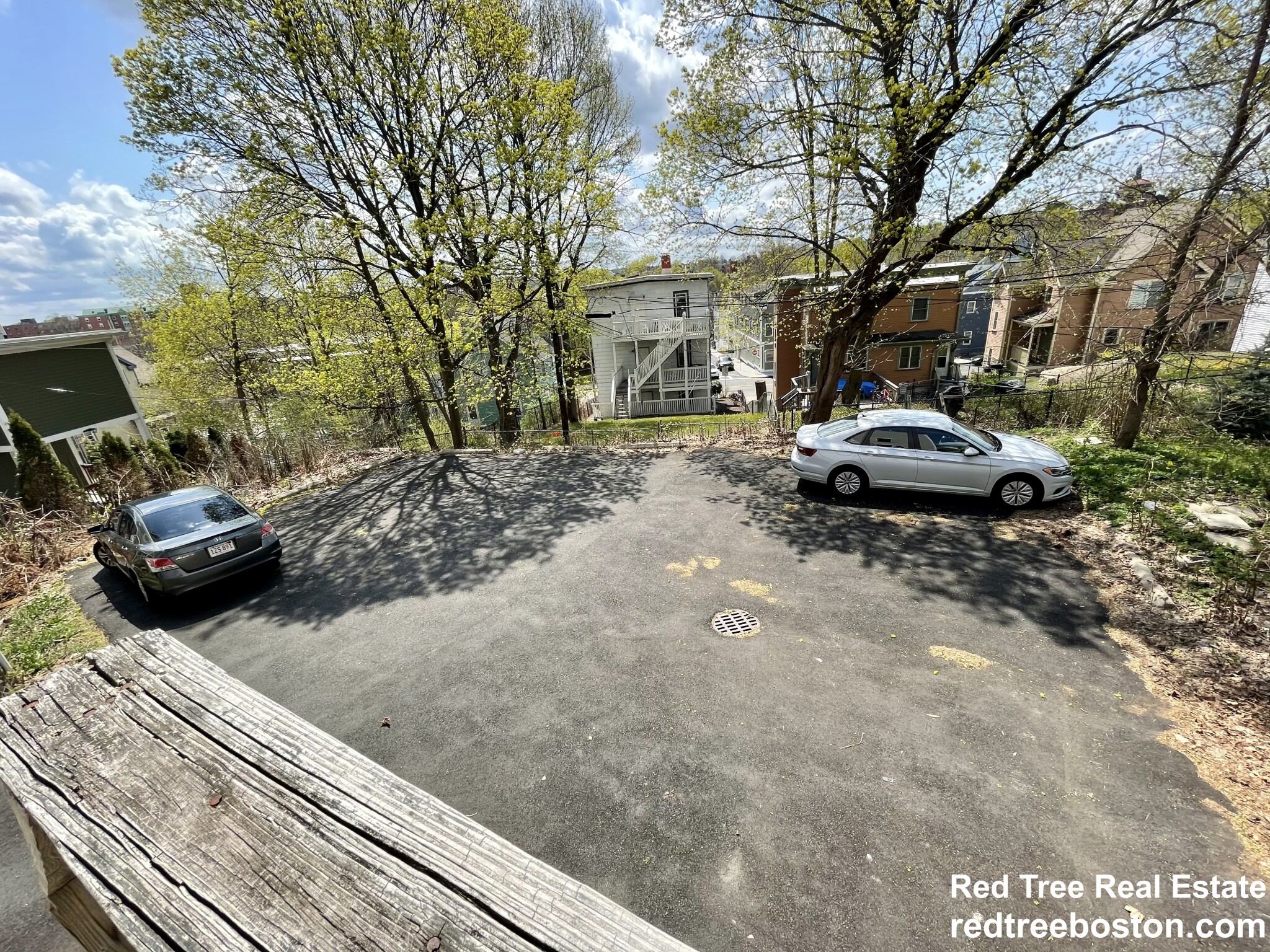 24 Lawn St, Mission Hill