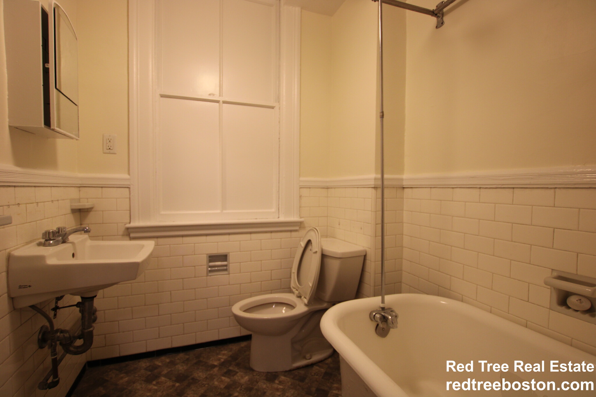 885 Massachusetts Ave, Mid Cambridge