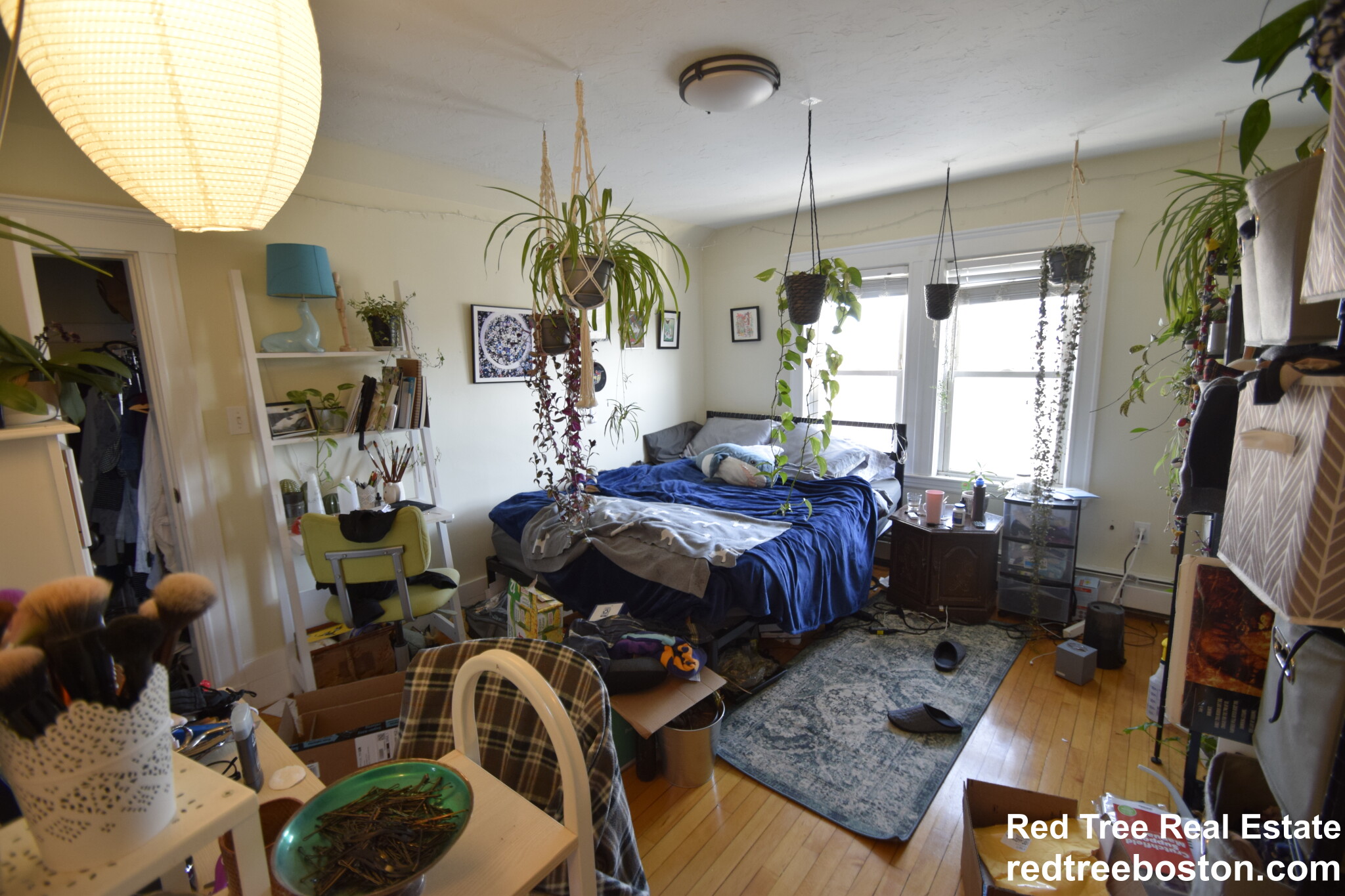 35 Faneuil St, Oak Square