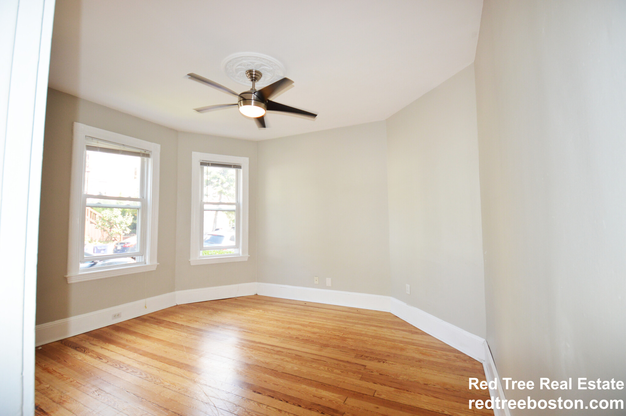 20 Dalrymple St, Jamaica Plain