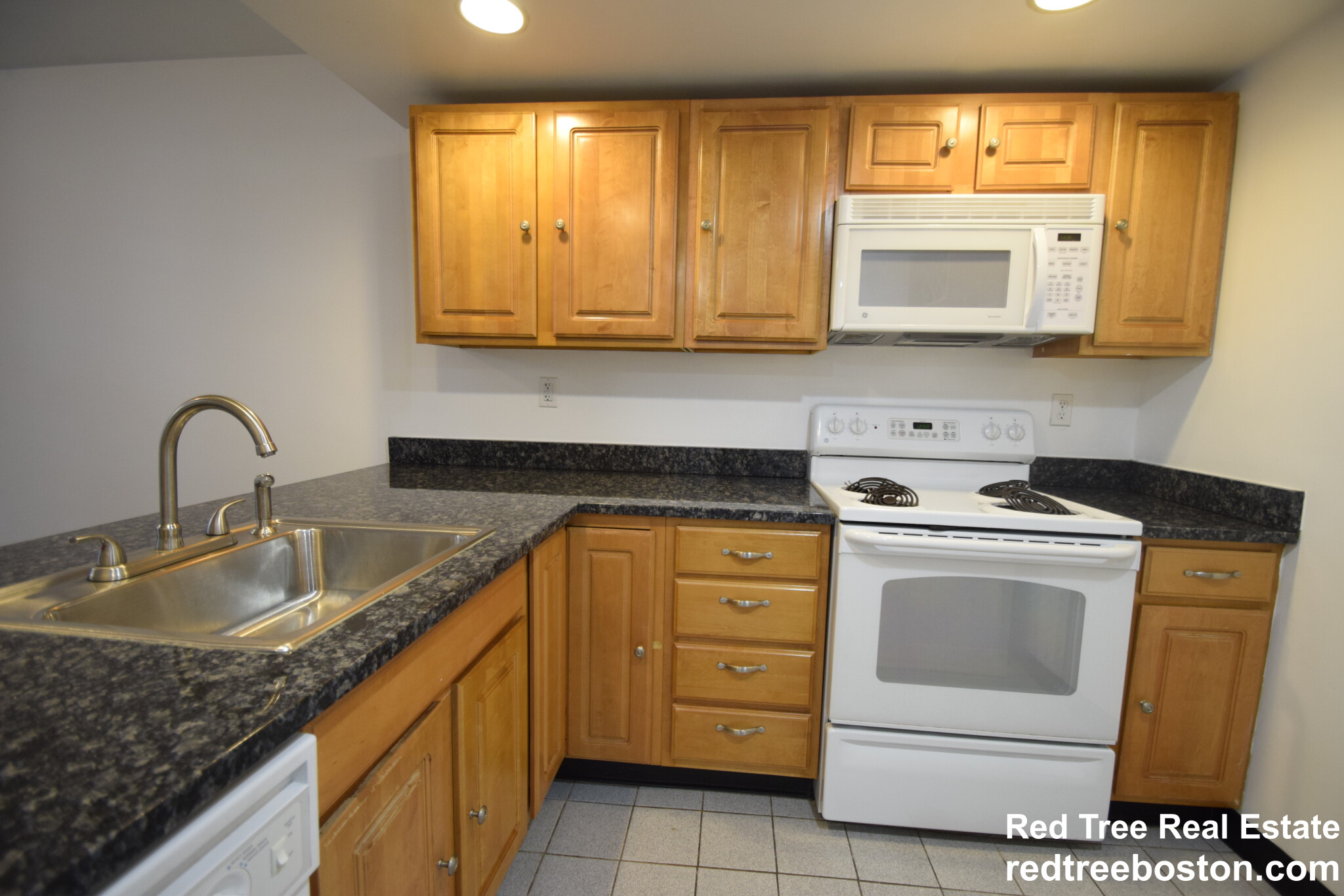 36 Queensberry St, Fenway