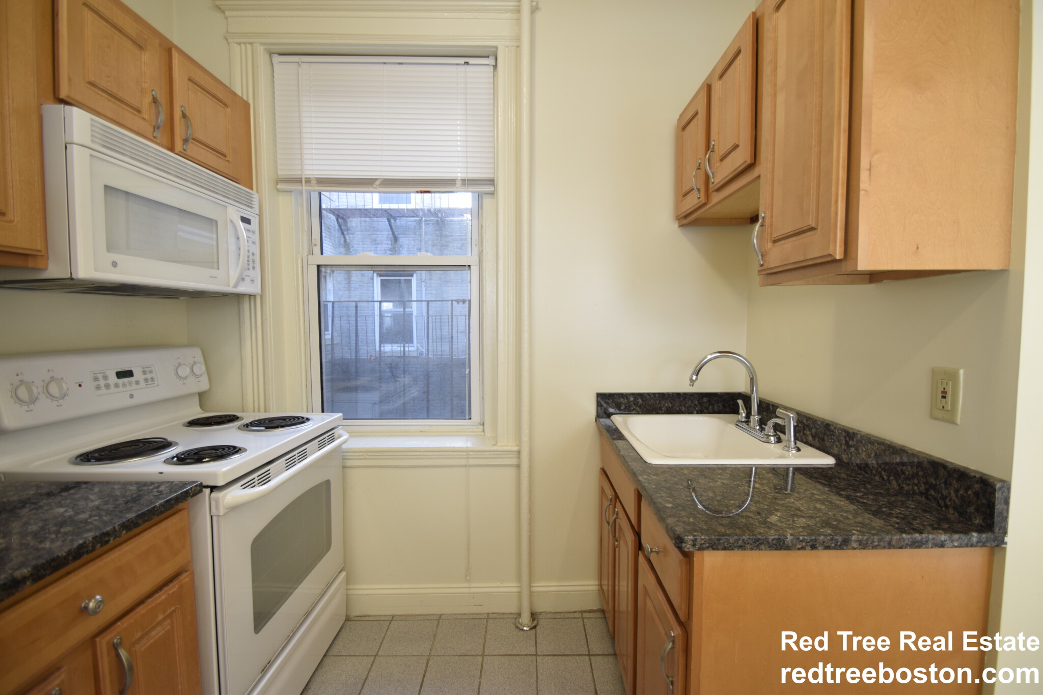 28 Queensberry St, Fenway