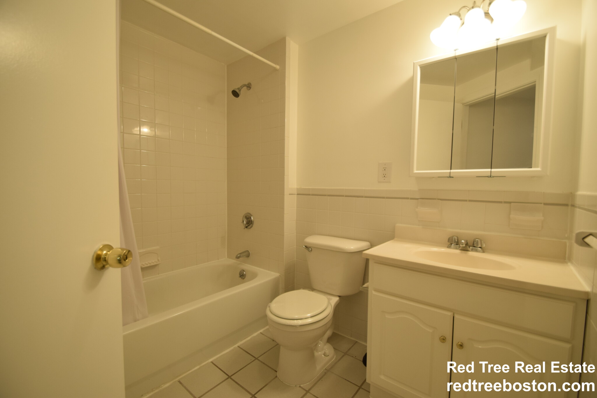 24 Queensberry St, Fenway